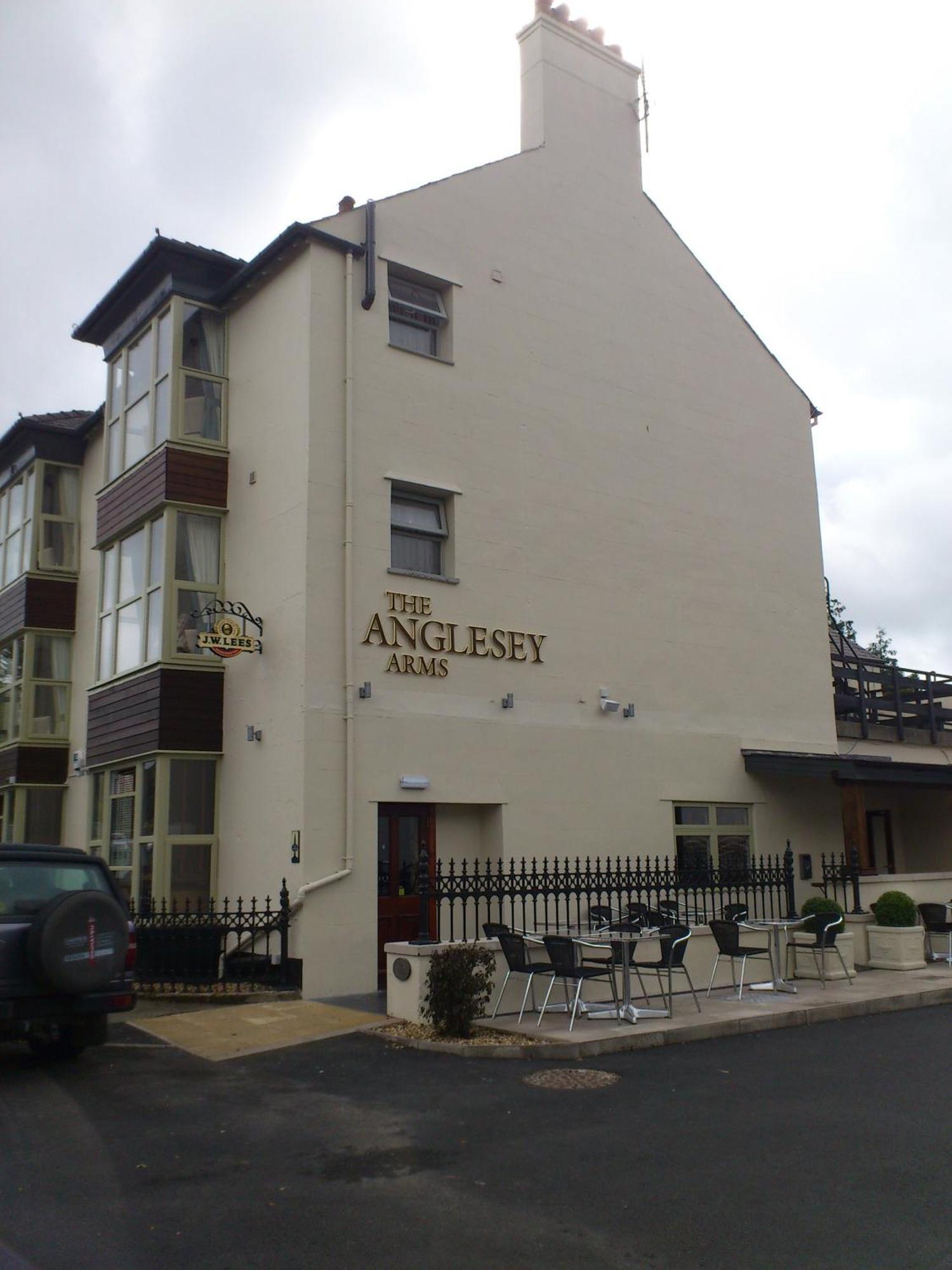 Anglesey Arms Hotel Menai Bridge Exterior foto